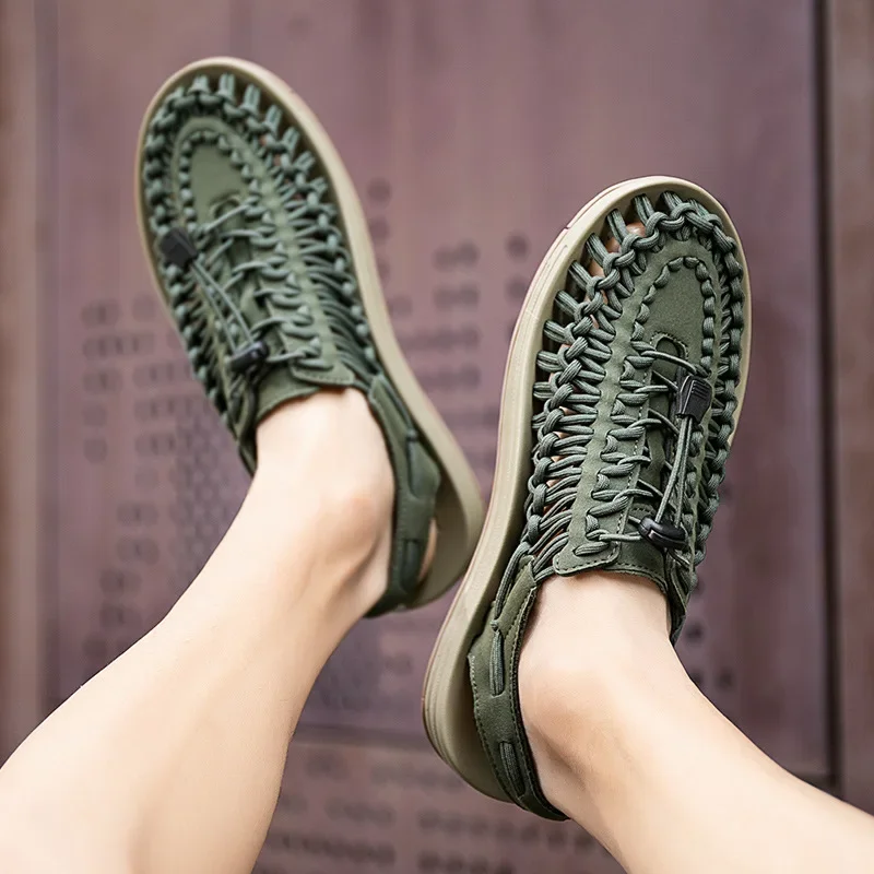 Sandales à breloques pour homm - Mens Fashion Trends 2026 avis et prix